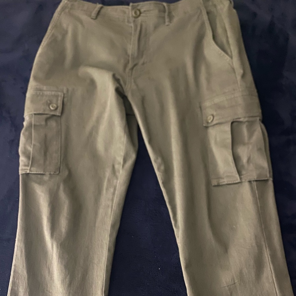 Amazon essentials Men's Cargo Pants